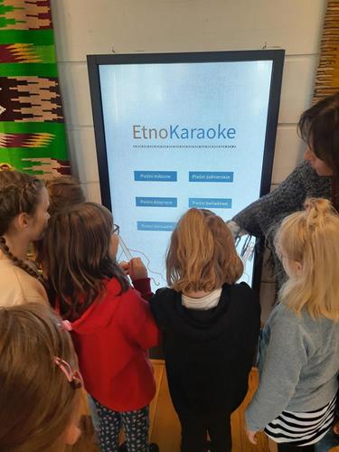 Wycieczka klas I - III do Krosna w ramach projektu 